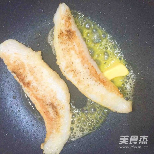 香煎巴沙魚(yú)的做法