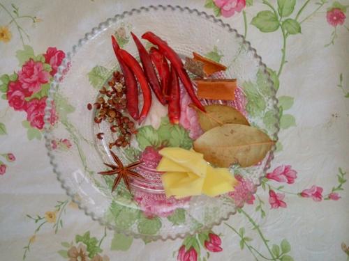 干鍋香辣雞翅的做法