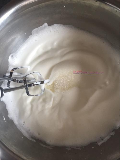 8寸戚風(fēng)蛋糕的做法