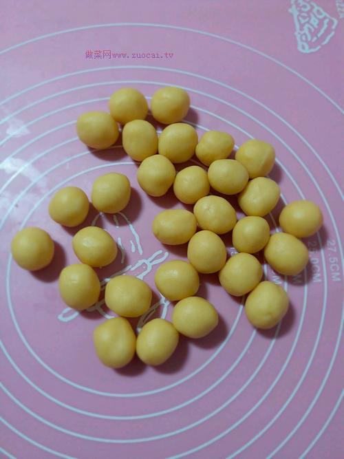 女巫手指餅干（萬圣節(jié)必備）的做法