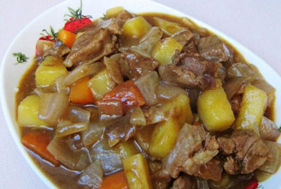 獨(dú)家自創(chuàng)的咖喱牛肉做法，高壓鍋咖喱牛肉