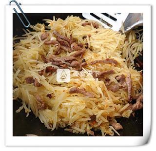 干煸土豆里脊絲的做法步驟：9