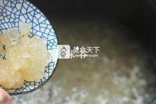 芡實(shí)薏米銀耳羹的做法步驟：5