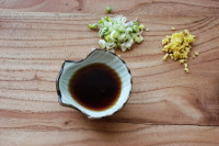 油燜對(duì)蝦的做法步驟3