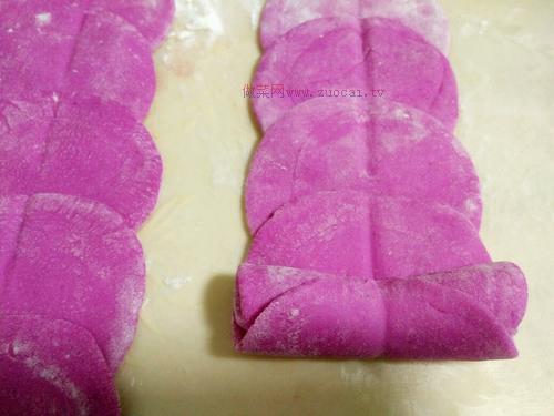 玫瑰花饅頭（紅心火龍果汁）的做法