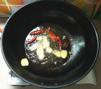 胡蘿卜杏鮑菇燒土雞的做法步驟5