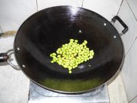 熏干毛豆?fàn)Z咸魚的做法步驟5