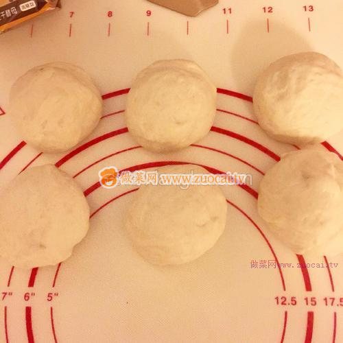 奶汁土豆面包的做法