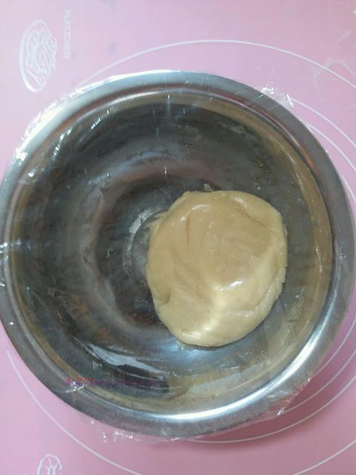 廣式月餅（豆沙餡）的做法