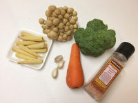 爆炒時(shí)蔬的做法步驟1