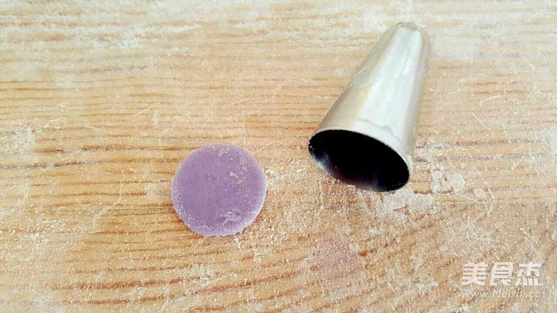 再挑剔的小孩也無(wú)法拒絕！彩色蔬果面的做法