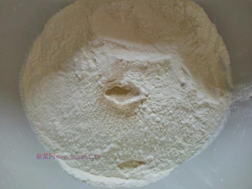 胡蘿卜肉包的做法