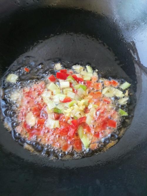 糖醋鯉魚(yú)段的做法