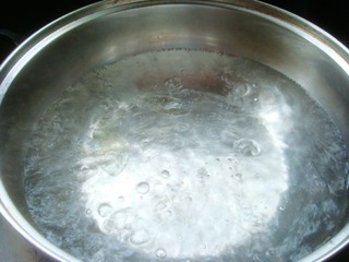 【湘菜】--干鍋手撕包菜的做法步驟：3