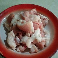 油炸酥肉的做法圖解1