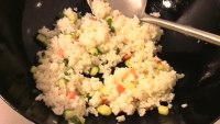 孜然胡蘿卜黃瓜炒飯的做法步驟10