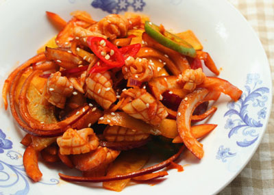 涼拌魷魚的韓式做法，韓國涼拌新鮮魷魚爽口好吃