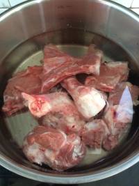 棒子骨湯面的做法步驟1