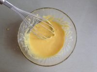 橙味糯米戚風(fēng)蛋糕的做法步驟7