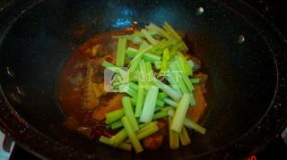 干鍋香辣鴨翅的做法步驟：13