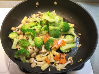 爆炒時(shí)蔬的做法步驟8