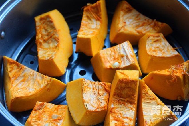 紅糖堅(jiān)果南瓜餅的做法