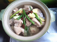 排骨玉米砂鍋煲的做法步驟8