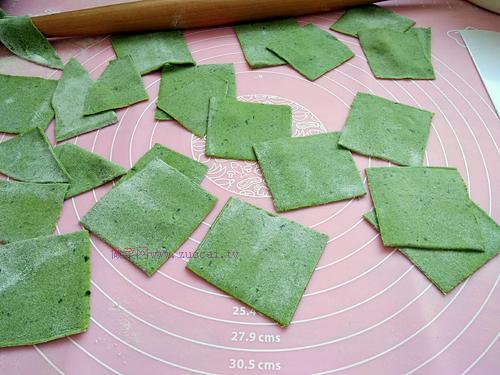 ?？陲溩拥淖龇?/ data-f9JB=