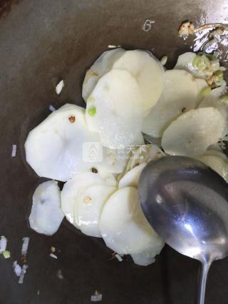 洋芋炒腌菜的做法步驟：9