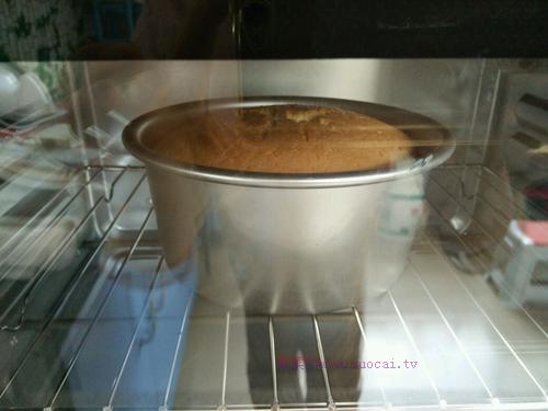 6寸戚風(fēng)蛋糕的做法