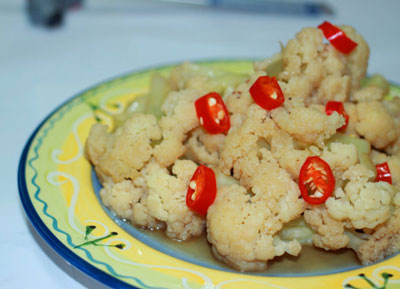 酸辣花菜的做法，花椰菜怎么炒酸辣好吃