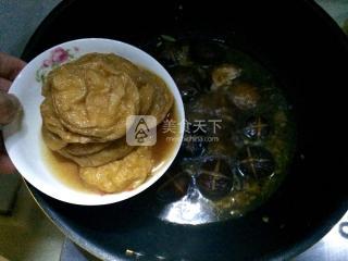 香菇燒油面筋的做法步驟：14
