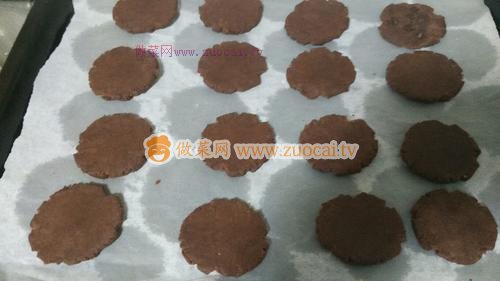 趣多多巧克力餅干的做法