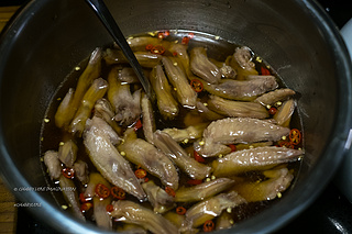 夏日蜂蜜糟鹵浸三寶 － 鴨舌、翅尖、豬腸的做法步驟：5