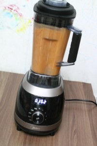 止咳潤(rùn)肺的冰糖雪梨銀耳羹的做法步驟8