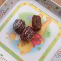 一道補血養(yǎng)顏的靚湯-----蓮藕花生豬尾湯的做法圖解7