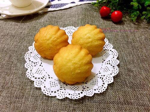 瑪?shù)铝盏案獾淖龇?/ data-E0L0=