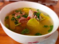 清湯羊肉燉黃蘿卜的做法步驟12