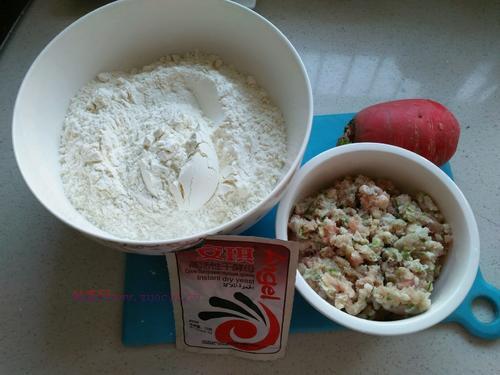 豬肉蘿卜包子的做法