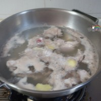 羊肉蘿卜湯的做法圖解2