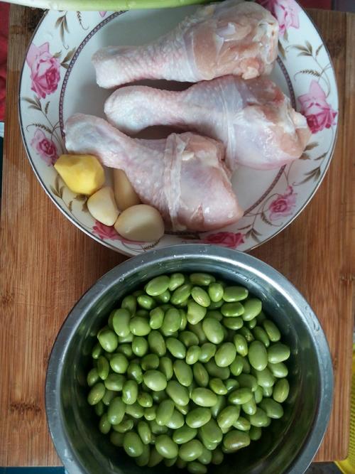 毛豆米燒雞腿的做法