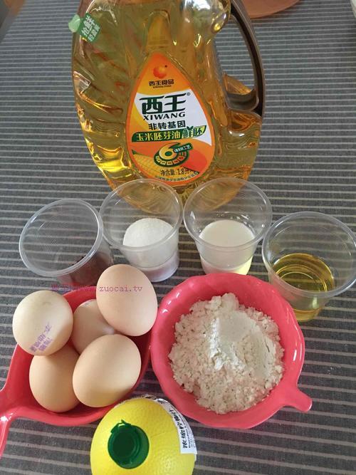 八寸戚風(fēng)蛋糕的做法