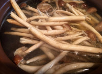 清火降燥 | 茶樹(shù)菇老鴨湯的做法步驟8