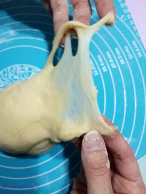 一次發(fā)酵的中種愛(ài)心小餐包的做法