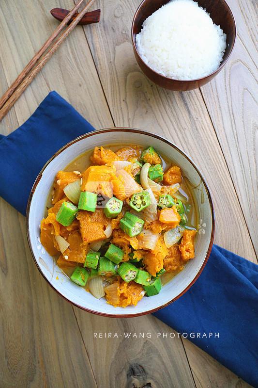 洋蔥南瓜燒秋葵的做法