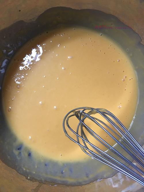 八寸戚風(fēng)蛋糕的做法