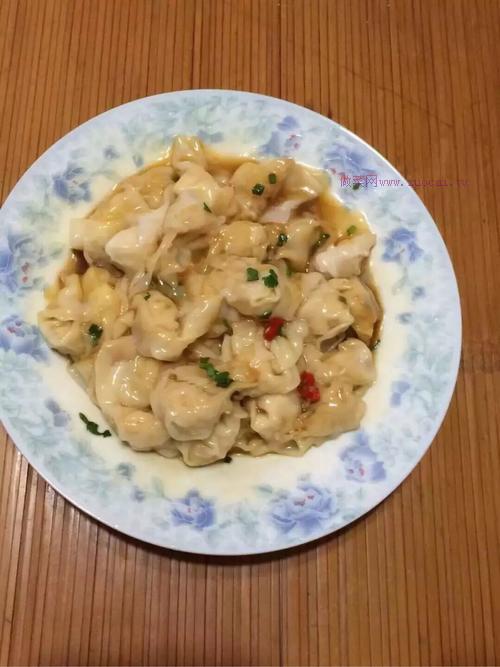 香菇葫蘿卜餡小餛飩的做法