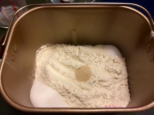 奇亞籽素面包(面包機(jī)版)的做法