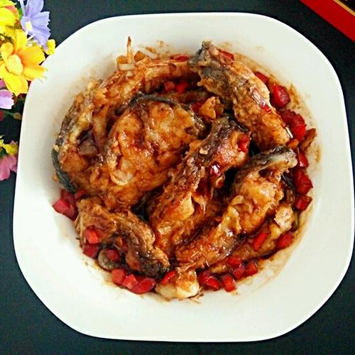 糖醋鯉魚(yú)段的做法