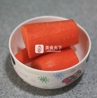 天然色素美食---胡蘿卜飯團(tuán)的做法步驟：1